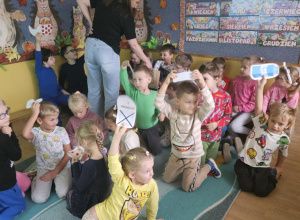 Wizyta Pani z "MPO"-Warsztaty "Dbajmy o środowisko Ziemia to nie wysypisko"