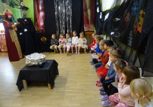 Na zdjęciu widać dzieci na "Zabawie Andrzejkowej"