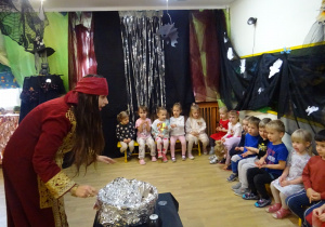 Na zdjęciu widać dzieci na "Zabawie Andrzejkowej"