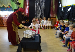 Na zdjęciu widać dzieci na "Zabawie Andrzejkowej"