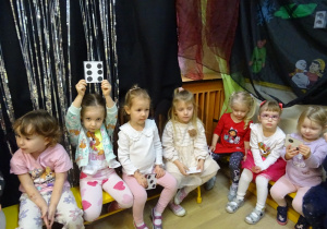 Na zdjęciu widać dzieci na "Zabawie Andrzejkowej"