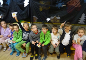 Na zdjęciu widać dzieci na "Zabawie Andrzejkowej"