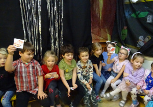 Na zdjęciu widać dzieci na "Zabawie Andrzejkowej"