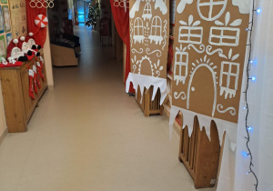 Dekoracja świąteczna w przedszkolu.