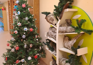 Dekoracja świąteczna w przedszkolu.