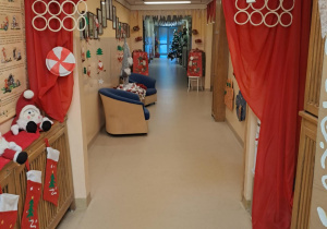 Dekoracja świąteczna w przedszkolu.