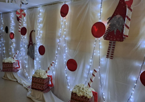 Dekoracja świąteczna w przedszkolu.