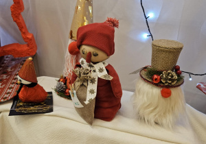 Na zdjęciu widać ozdobę świąteczną.