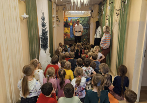 Na zdjęciu widać przedstawienie wystawiane przez Teatr.